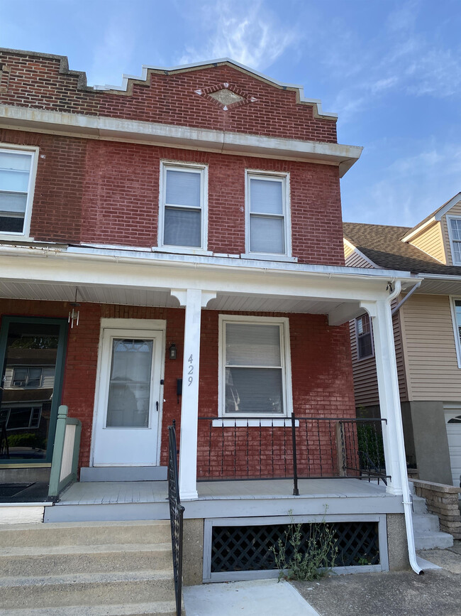 property at 429 E Frankford St
