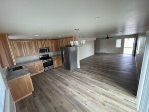 1117 Chelsea Wy in Mckinleyville, CA - Building Photo - Building Photo
