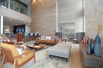 Elevate at Pena Station in Denver, CO - Foto de edificio - Interior Photo