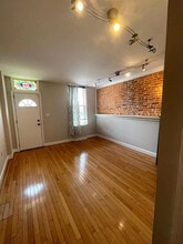 1112 S Conkling St in Baltimore, MD - Building Photo - Building Photo