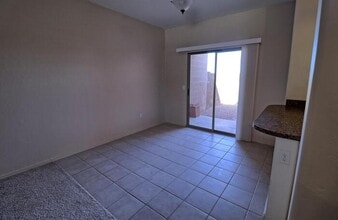 18879 S Mayford Ave in Green Valley, AZ - Building Photo - Building Photo