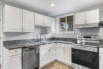 24305 102nd Ave Ct E in Graham, WA - Building Photo - Building Photo