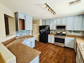 5858 E Sanderling Dr in Tucson, AZ - Building Photo - Building Photo