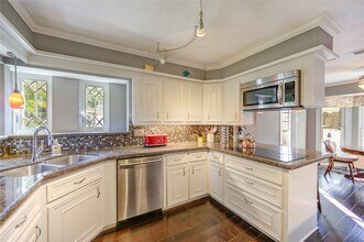 22526 Cove Hollow Dr in Katy, TX - Building Photo - Building Photo