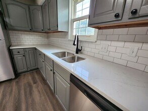 304 Dogwood St in Strafford, MO - Building Photo - Building Photo