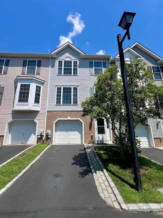100 Parker Ave in Philadelphia, PA - Building Photo - Building Photo