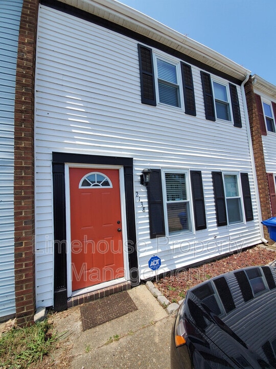 2138 Kimball Cir in Virginia Beach, VA - Building Photo