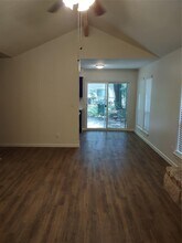 5405 Brompton Cir in Austin, TX - Building Photo - Building Photo