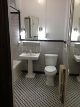 211 Main St, Unit D in Latrobe, PA - Building Photo - Building Photo