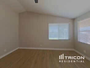 3978 E Douglas Loop in Gilbert, AZ - Building Photo - Building Photo
