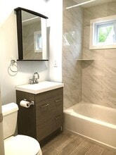 31 Wellington Rd, Unit R in Medford, MA - Building Photo - Building Photo