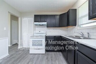 633 Carver Rd in Lexington, KY - Building Photo - Building Photo