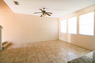 9310 Albany Dr in Laredo, TX - Building Photo - Building Photo