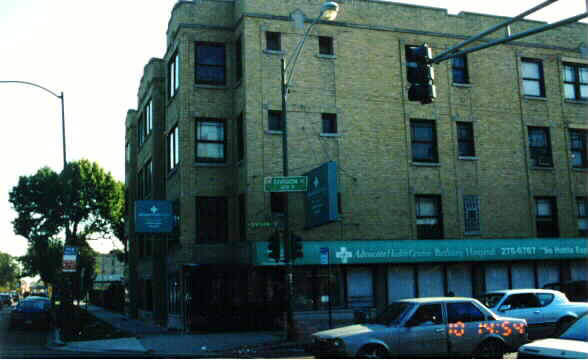 3207 W Division St in Chicago, IL - Building Photo