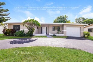 3180 NW 40th Ct in Lauderdale Lakes, FL - Building Photo