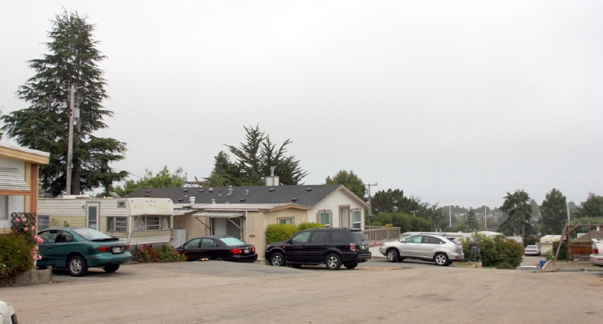 Ocean View Mobile Home Park in Aptos, CA - Building Photo