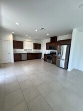 6201 W Austin Ave in Fresno, CA - Building Photo - Building Photo