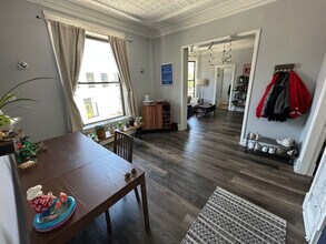 1956 W Armitage Ave-Unit -2F in Chicago, IL - Building Photo - Building Photo