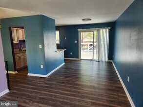14318 Lindendale Rd in Woodbridge, VA - Building Photo - Building Photo