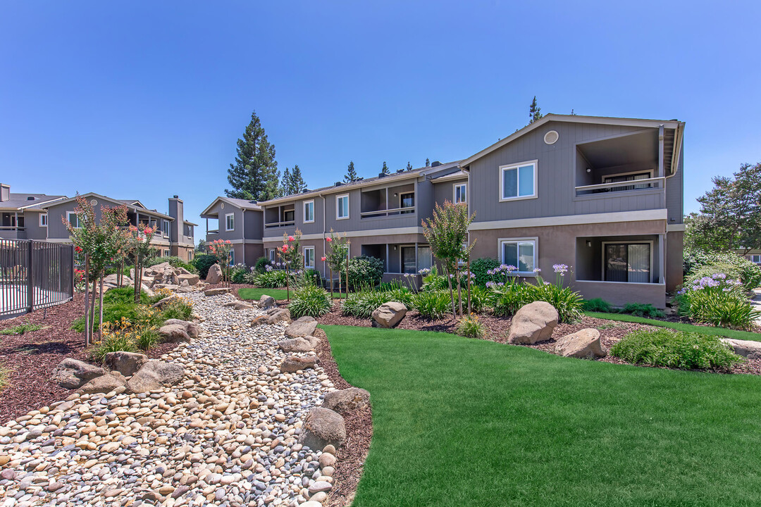 Palm Lakes Apartments in Fresno, CA - Foto de edificio