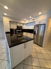 6417 Windmill Gate Rd in Miami Lakes, FL - Building Photo - Building Photo