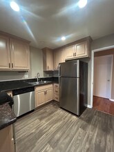 832 Bonita Ave in La Verne, CA - Foto de edificio - Building Photo