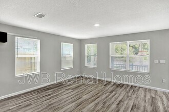 863 Ionia St in Jacksonville, FL - Building Photo - Building Photo