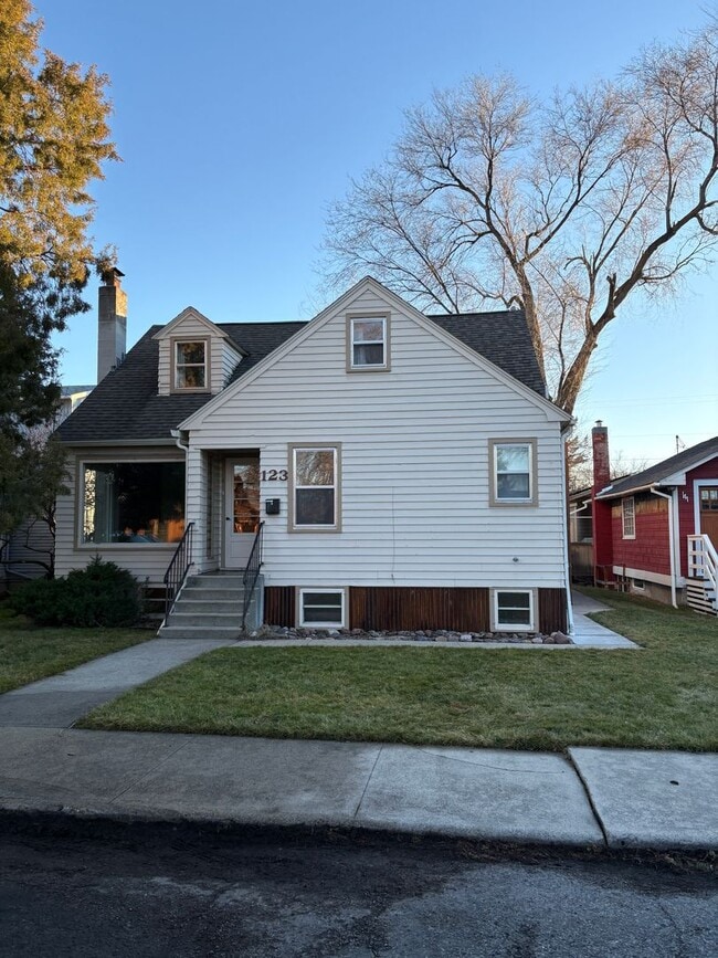 123 Livingston St in Missoula, MT - Foto de edificio - Building Photo