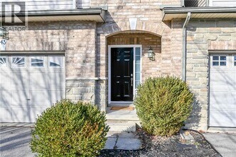 43 Olivia Pl in Hamilton, ON - Building Photo - Building Photo