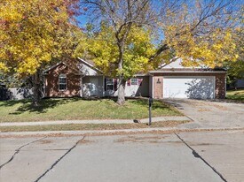 607 Quick Sand Cir in Columbia, MO - Building Photo