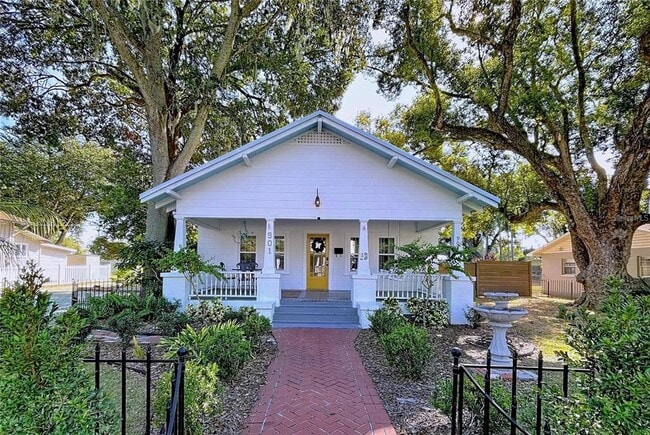property at 901 W Baker St
