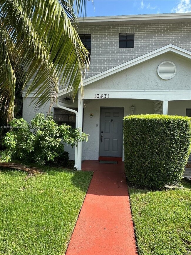 10431 NW 3rd St in Pembroke Pines, FL - Building Photo - Building Photo