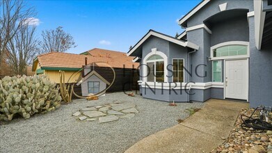 5000 Skyway Dr in Fair Oaks, CA - Building Photo - Building Photo