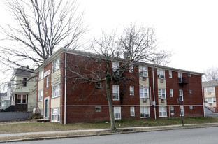 121 S 21st St in Irvington, NJ - Building Photo