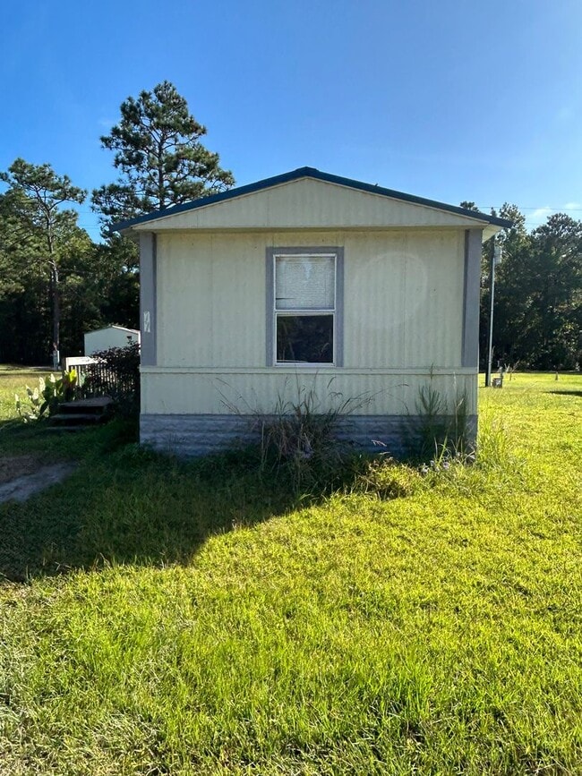 139 Hubert Blvd in Hubert, NC - Building Photo - Building Photo