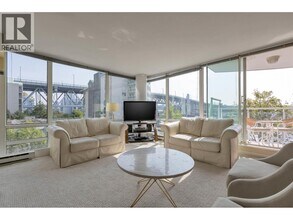 1501 Howe St in Vancouver, BC - Building Photo - Building Photo