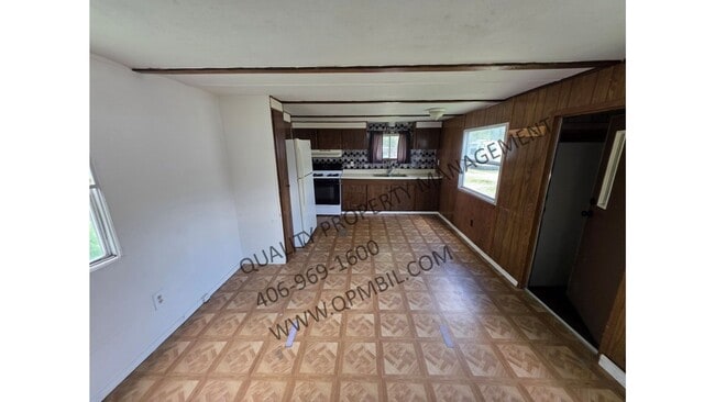 property at 3909-1821 Bluebird St