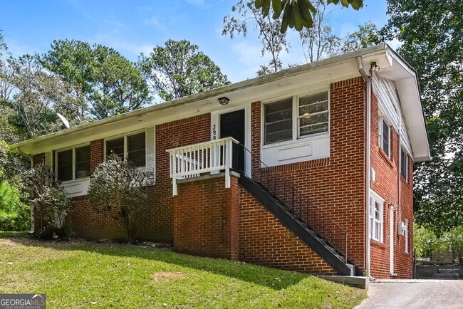 property at 3990 Rutgers Dr SW