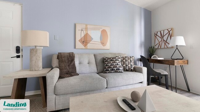 1000 Marlin Lakes Cir, Unit 324 in Sarasota, FL - Building Photo - Building Photo