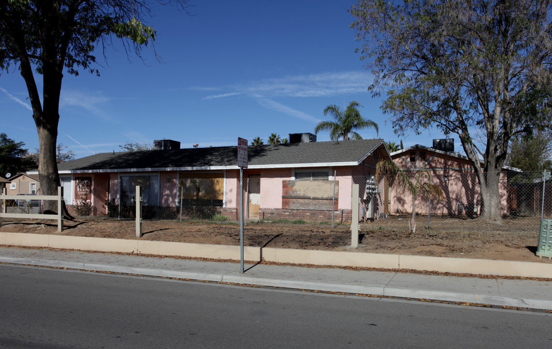 Myers Park Apartments in Moreno Valley, CA - Building Photo