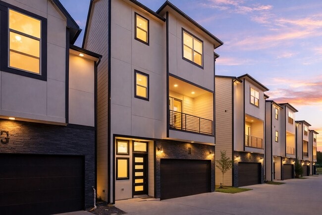 property at 1913 Hoskins Dr