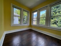 5859 Nicholson St, Unit Apt 2 in Pittsburgh, PA - Foto de edificio - Building Photo