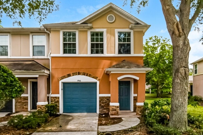 property at 5966 Pavilion Dr