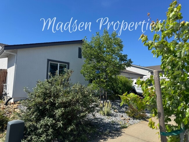 61 Magnesio St in Oroville, CA - Building Photo - Building Photo