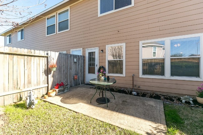 15826 Misty Loch Ln in Houston, TX - Building Photo - Building Photo