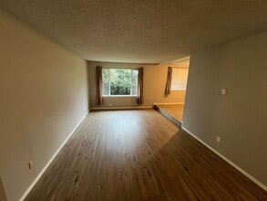 1307 NW 119th St in Vancouver, WA - Building Photo - Building Photo