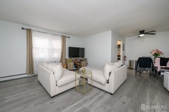 289 Main St in Spotswood, NJ - Building Photo - Building Photo