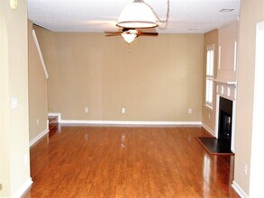 200 Crossview Dr in Simpsonville, SC - Building Photo - Building Photo