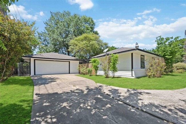 3403 Linkwood Dr in Houston, TX - Building Photo - Building Photo