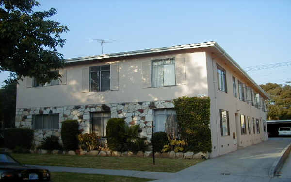 10309 Almayo Ave in Los Angeles, CA - Building Photo